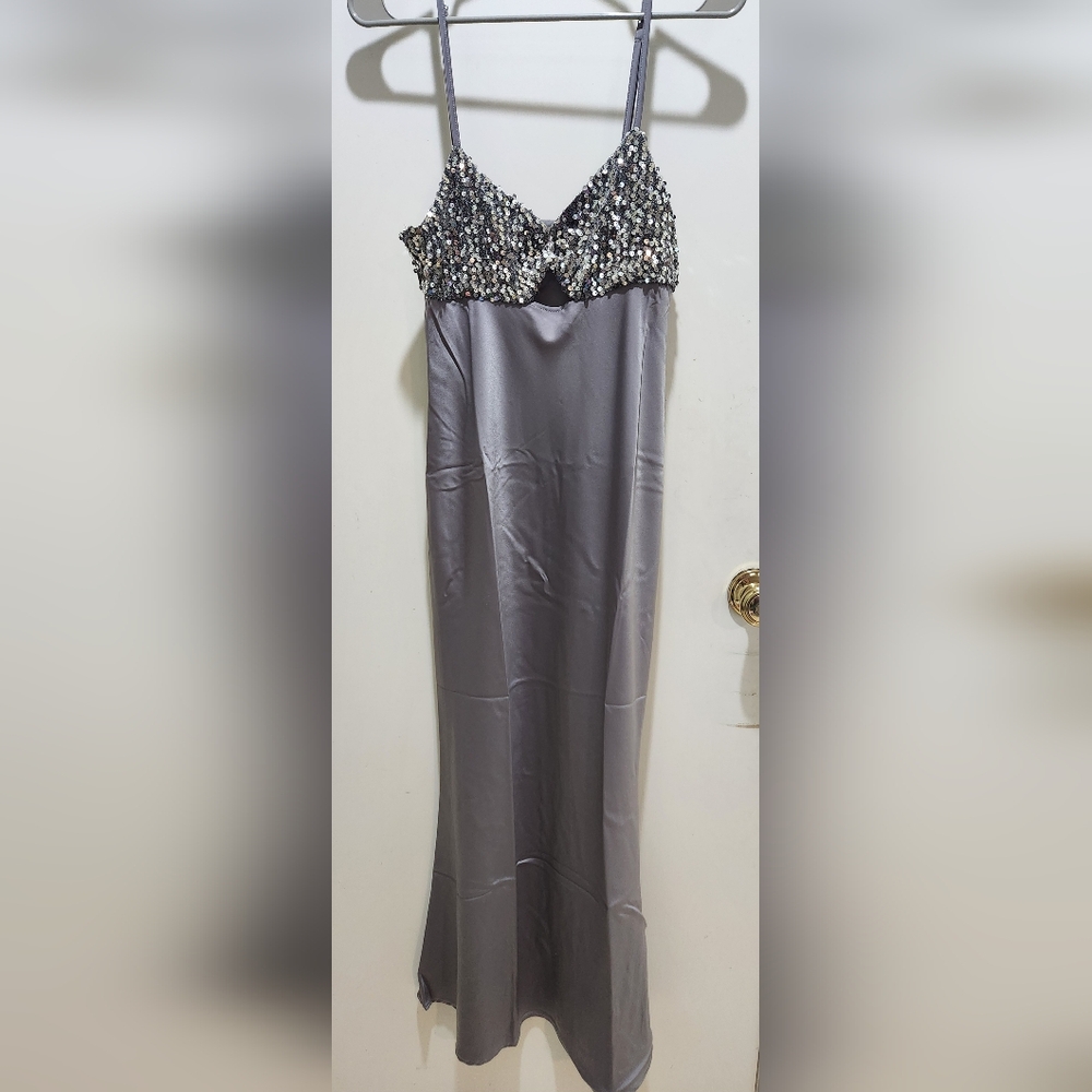 Chang Can Silver Sequin Bust Gray Dress Small S
